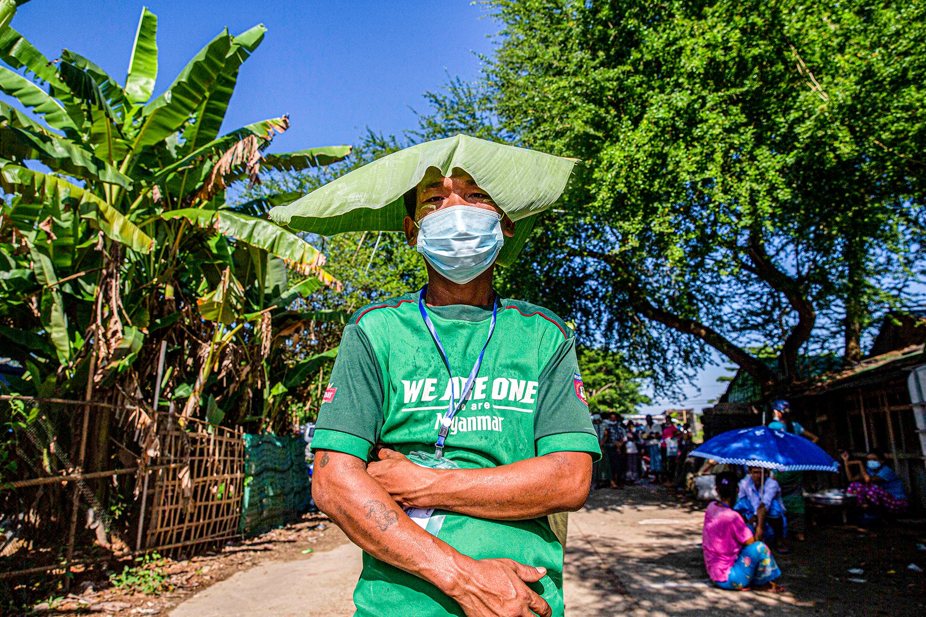 ၂၀၂၀ ရွေးကောက်ပွဲတွင် မဲထည့်ရန် စောင့်ဆိုင်းနေသော ပြည်သူများ